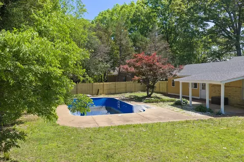 Exterior - 171 Maple Ln, Dresden, TN 38225 photo 9 of 12