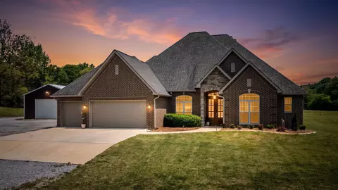 50 Bill Edde Rd, Belvidere, TN 37306