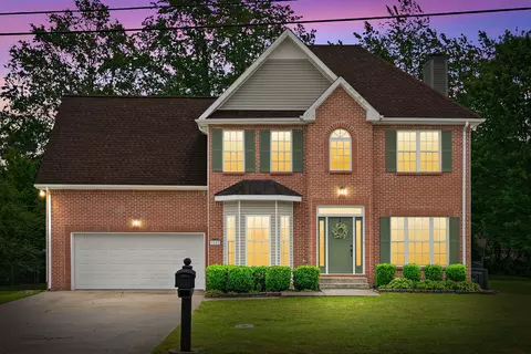 3142 Arrow Ln, Clarksville, TN 37043