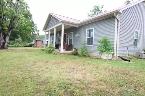 110 Goodman St, Savannah, TN 38372