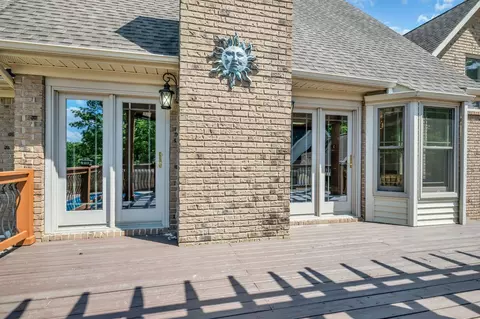Exterior - 213 Mccreary Hts, Dickson, TN 37055 photo 9 of 15