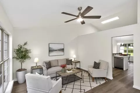 623 Dellwood Dr, Smyrna, TN 37167