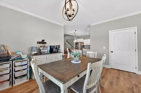 Dining - 2911 Firerock Dr N, Murfreesboro, TN 37128 photo 2 of 2