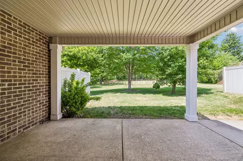 Exterior - 112 Westview Dr, Spring Hill, TN 37174 photo 3 of 4