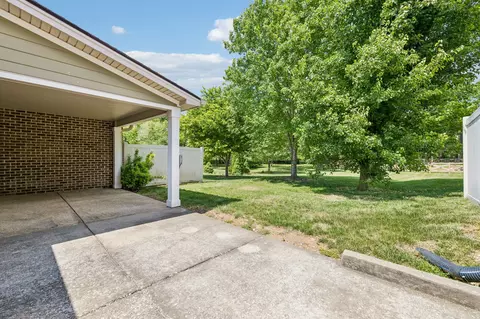 Exterior - 112 Westview Dr, Spring Hill, TN 37174 photo 4 of 4