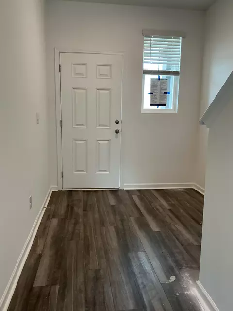 210 Darlington Dr, Dickson, TN 37055 photo 3