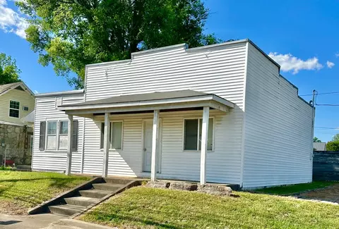 531 E Depot St, Shelbyville, TN 37160