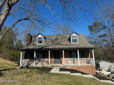 1410 Hidden Hills Dr, Clinton, TN 37716