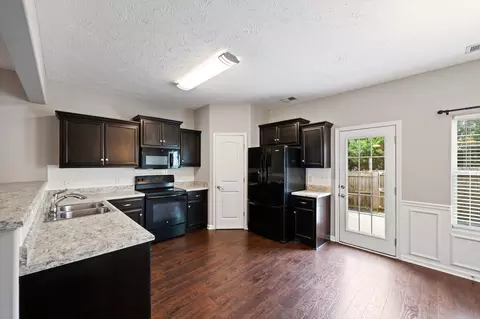 Kitchen - 5311 Dan Post Way, Murfreesboro, TN 37128 photo 3 of 4
