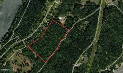 665 Lakewood Village Rd, Spring City, TN 37381
