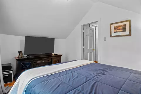 Bedroom - 412 High St, Dickson, TN 37055 photo 4 of 4