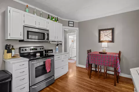 Kitchen - 412 High St, Dickson, TN 37055 photo 3 of 4