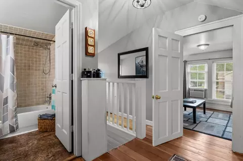 Entry Way - 412 High St, Dickson, TN 37055 photo 3 of 3