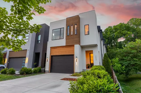 1504 Grandview Dr, Nashville, TN 37215