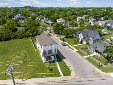 1700 Underwood St, Nashville, TN 37208