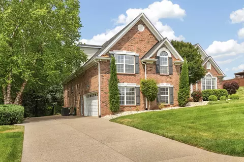 1027 Berkshire Blvd, Mount Juliet, TN 37122
