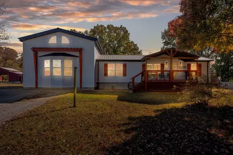 1325 Lost Country Dr, Springfield, TN 37172