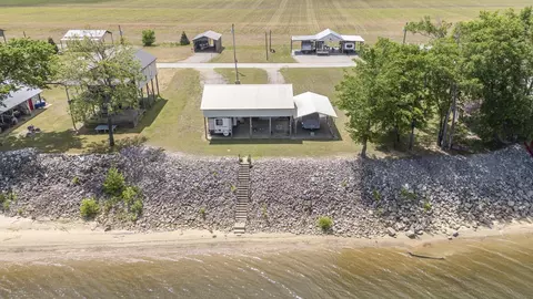 272 Jaycee Ln, Adamsville, TN 38310