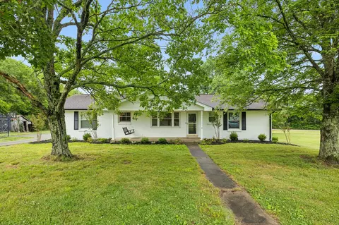 174 Young Rd, Lebanon, TN 37090