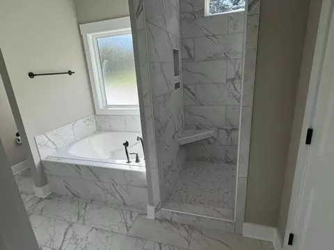 Bath - 65 Hullender Rd, Ringgold, GA 30736 photo 1 of 2