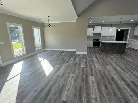Living - 65 Hullender Rd, Ringgold, GA 30736 photo 4 of 4