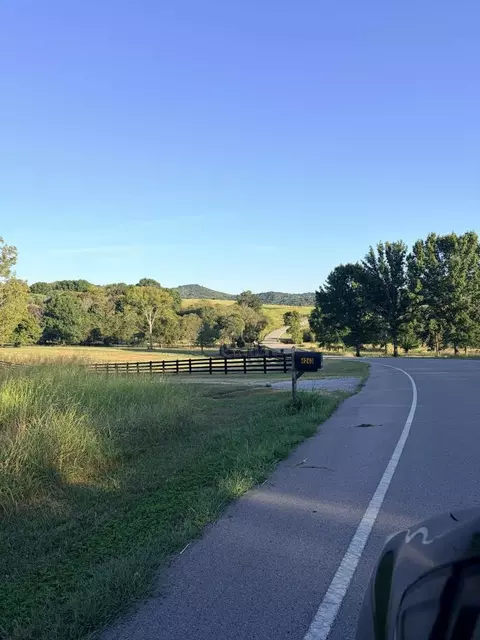 4243 Beech Log Rd, Lebanon, TN 37090