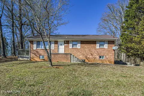 105 Port Madison Dr, Loudon, TN 37774