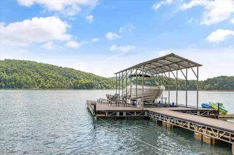 340 Parsons Shores Dr, Sharps Chapel, TN 37866