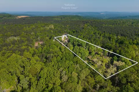 706 Topside Dr, Spencer, TN 38585