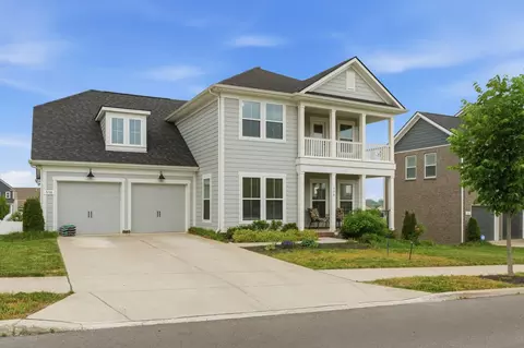 558 Snap Dragon Ln, Hendersonville, TN 37075