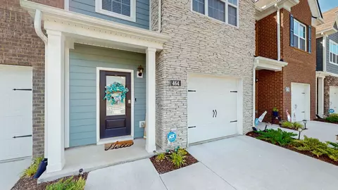 464 Augustine Dr, Lebanon, TN 37087