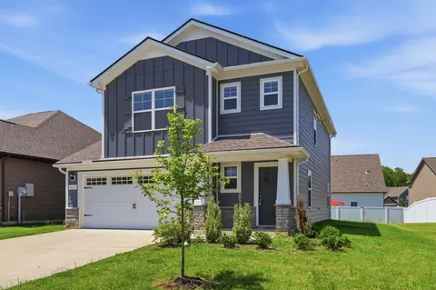 3722 Stormy Ln, Rockvale, TN 37153