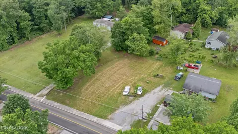 533 Greenwood St, Kingston, TN 37763