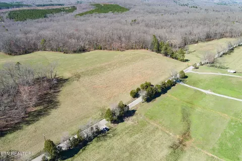 15 Golliher Rd, Rockwood, TN 37854