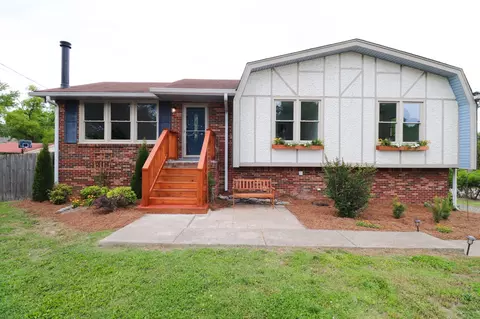 119 Susan Dr, Hendersonville, TN 37075