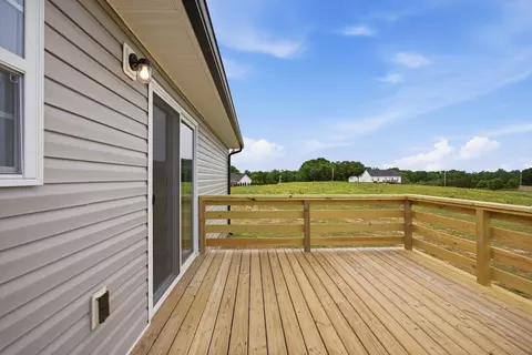 Exterior - 193 Rigling Rd, Loretto, TN 38469 photo 6 of 9