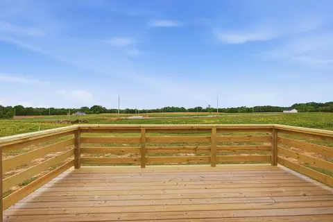 Exterior - 193 Rigling Rd, Loretto, TN 38469 photo 5 of 9