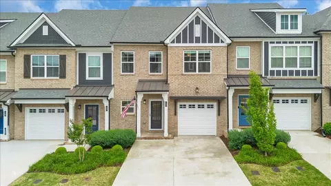 133 Dameron Pvt Dr, Hendersonville, TN 37075