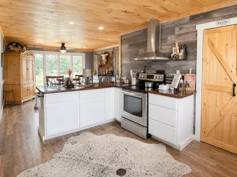 Kitchen - 2600 State Line Rd W, Hazel, KY 42049 photo 1 of 5