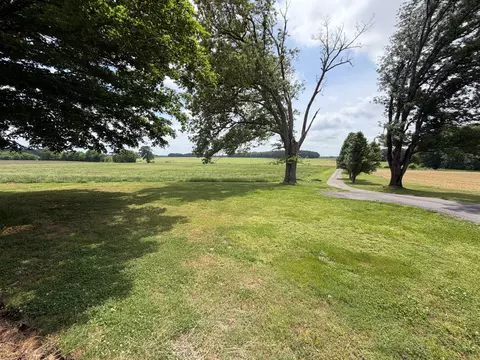 Exterior - 2600 State Line Rd W, Hazel, KY 42049 photo 16 of 20