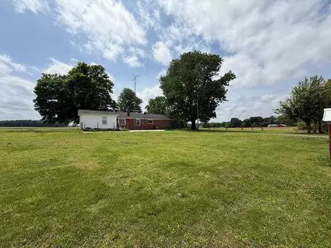 Exterior - 2600 State Line Rd W, Hazel, KY 42049 photo 15 of 20