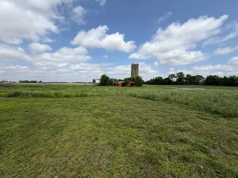 Exterior - 2600 State Line Rd W, Hazel, KY 42049 photo 11 of 20