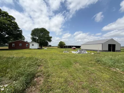 Exterior - 2600 State Line Rd W, Hazel, KY 42049 photo 10 of 20