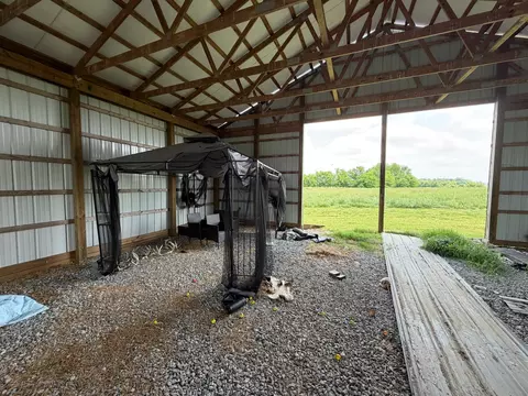 Exterior - 2600 State Line Rd W, Hazel, KY 42049 photo 8 of 20