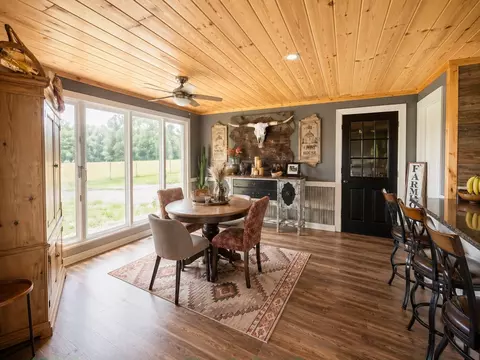 Dining - 2600 State Line Rd W, Hazel, KY 42049 photo 3 of 5