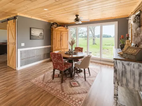 Dining - 2600 State Line Rd W, Hazel, KY 42049 photo 5 of 5