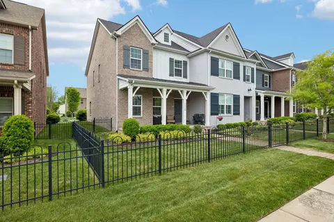 1629 Drakes Creek Rd, Hendersonville, TN 37075