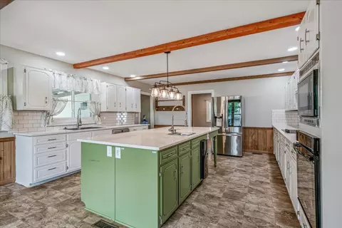 805 Wildwood Ave, Lebanon, TN 37087