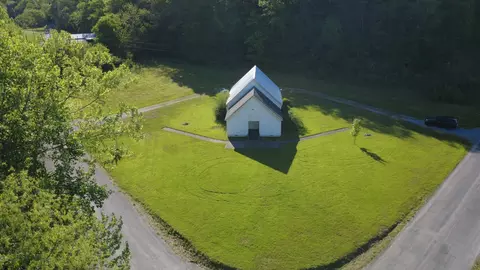 470 Pleasant Valley Rd, Ethridge, TN 38456
