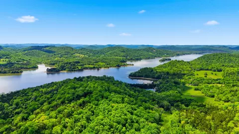 2699 Brooks Bend Ln, Gainesboro, TN 38562